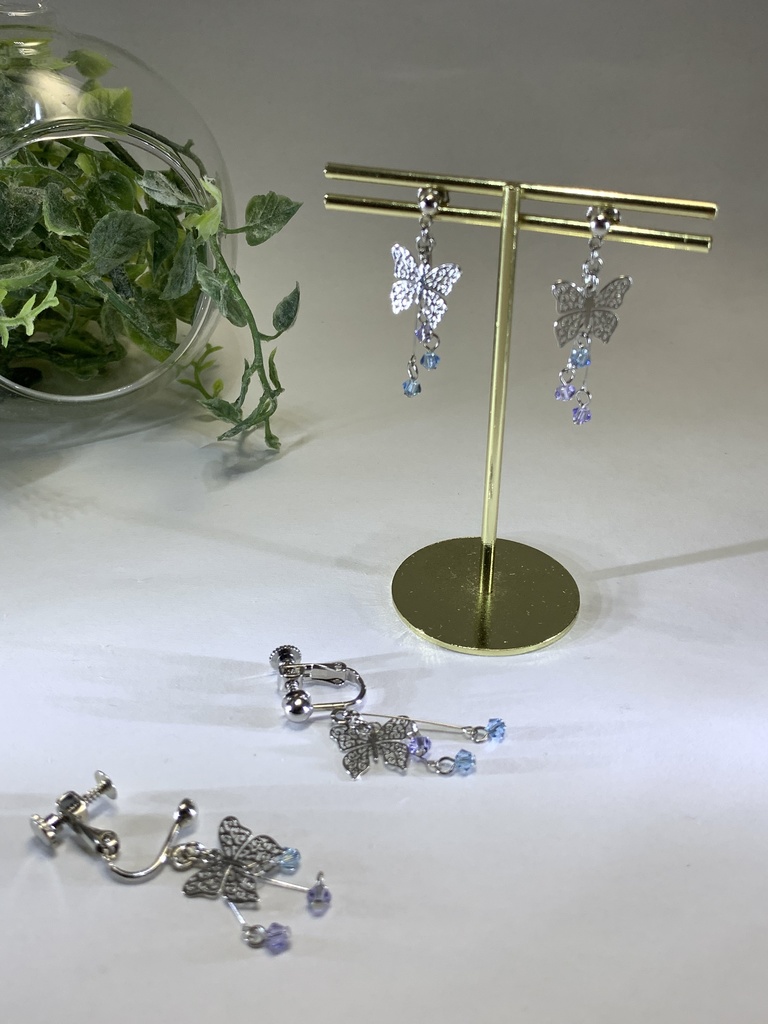 蝶々と雨の雫のイヤーアクセサリー - 107making - BOOTH 蝶々と雨の雫のイヤーアクセサリー - 107making - BOOTH