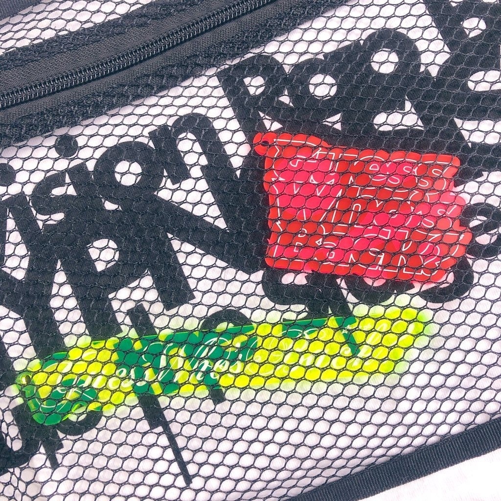 GUESSプレート 2色