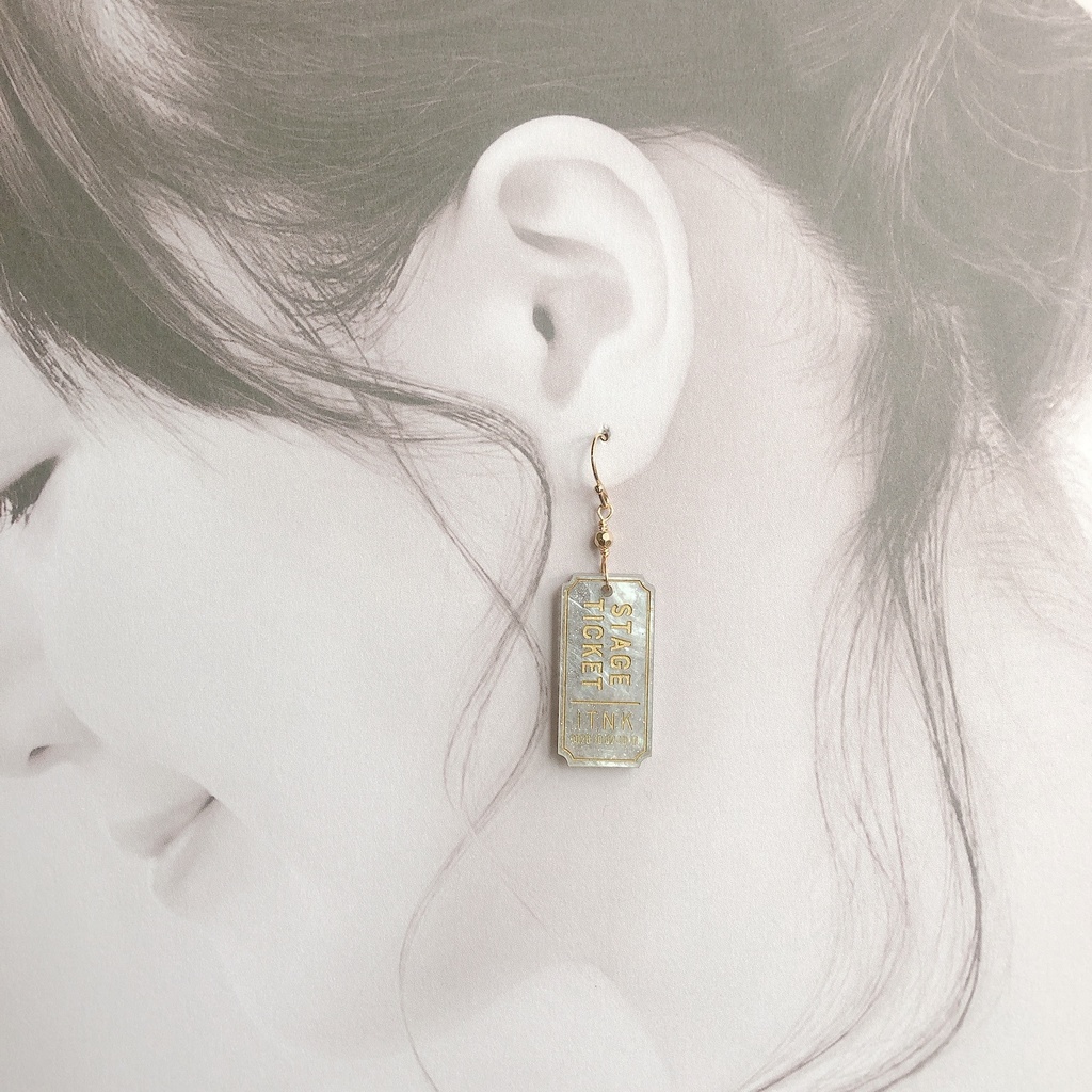 チケットL 4色 イヤリング/ピアス