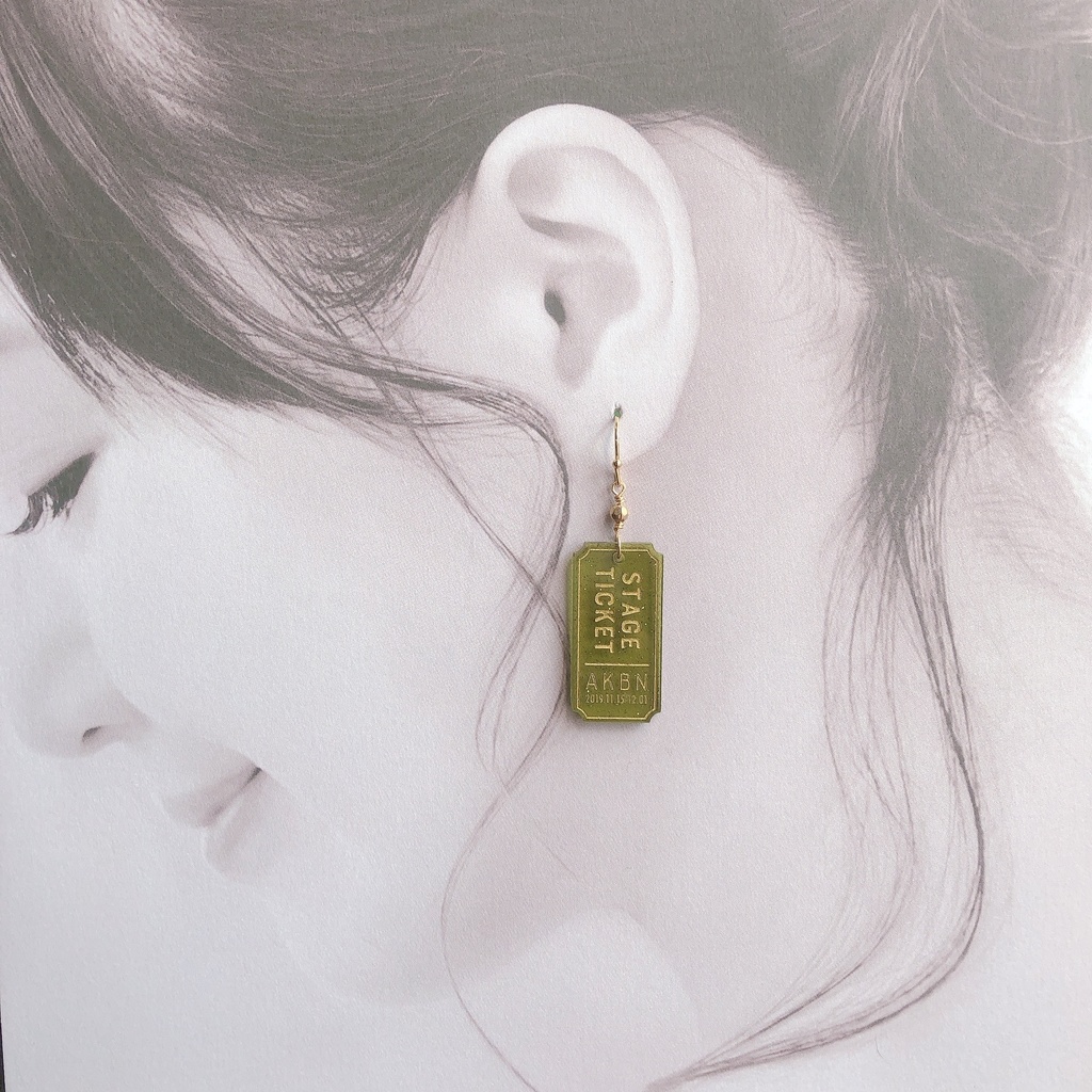 チケットL 4色 イヤリング/ピアス