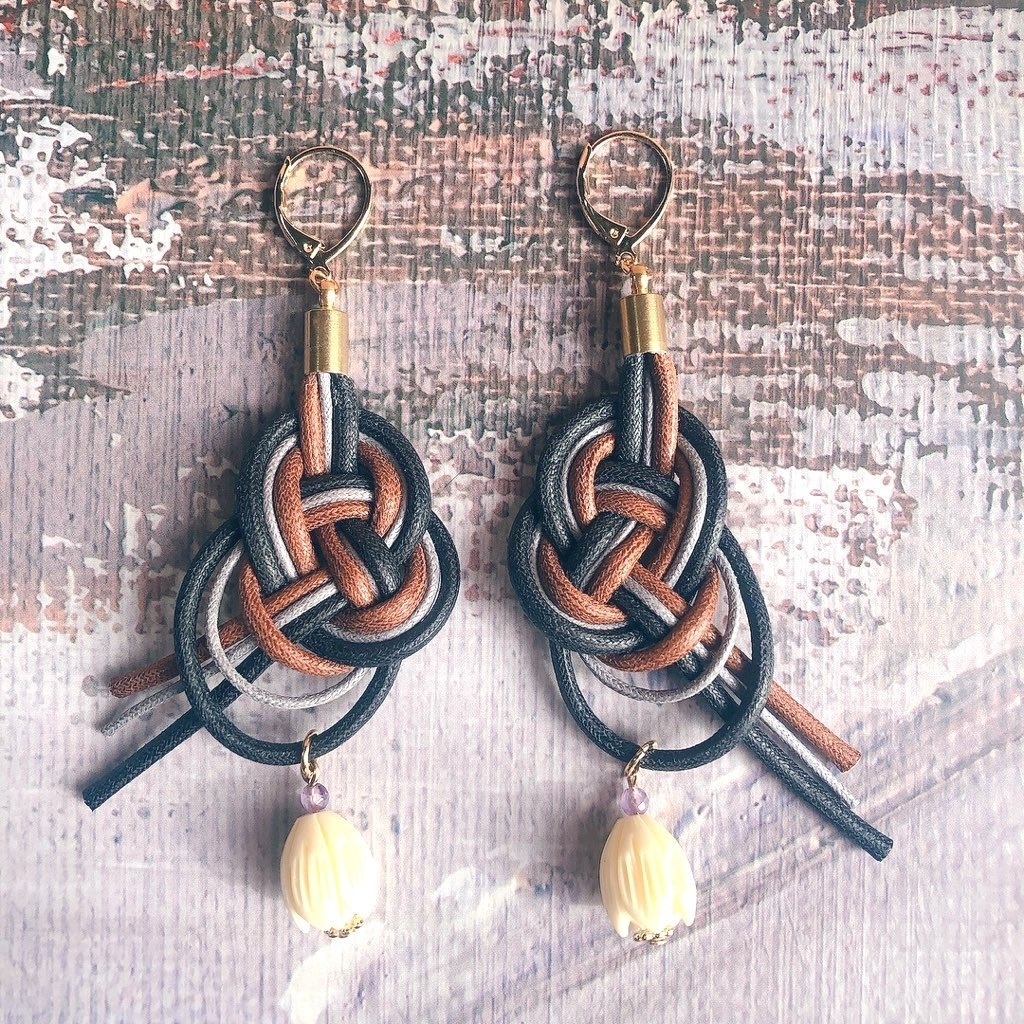 夢野幻太郎 すずらん通り ピアス/イヤリング