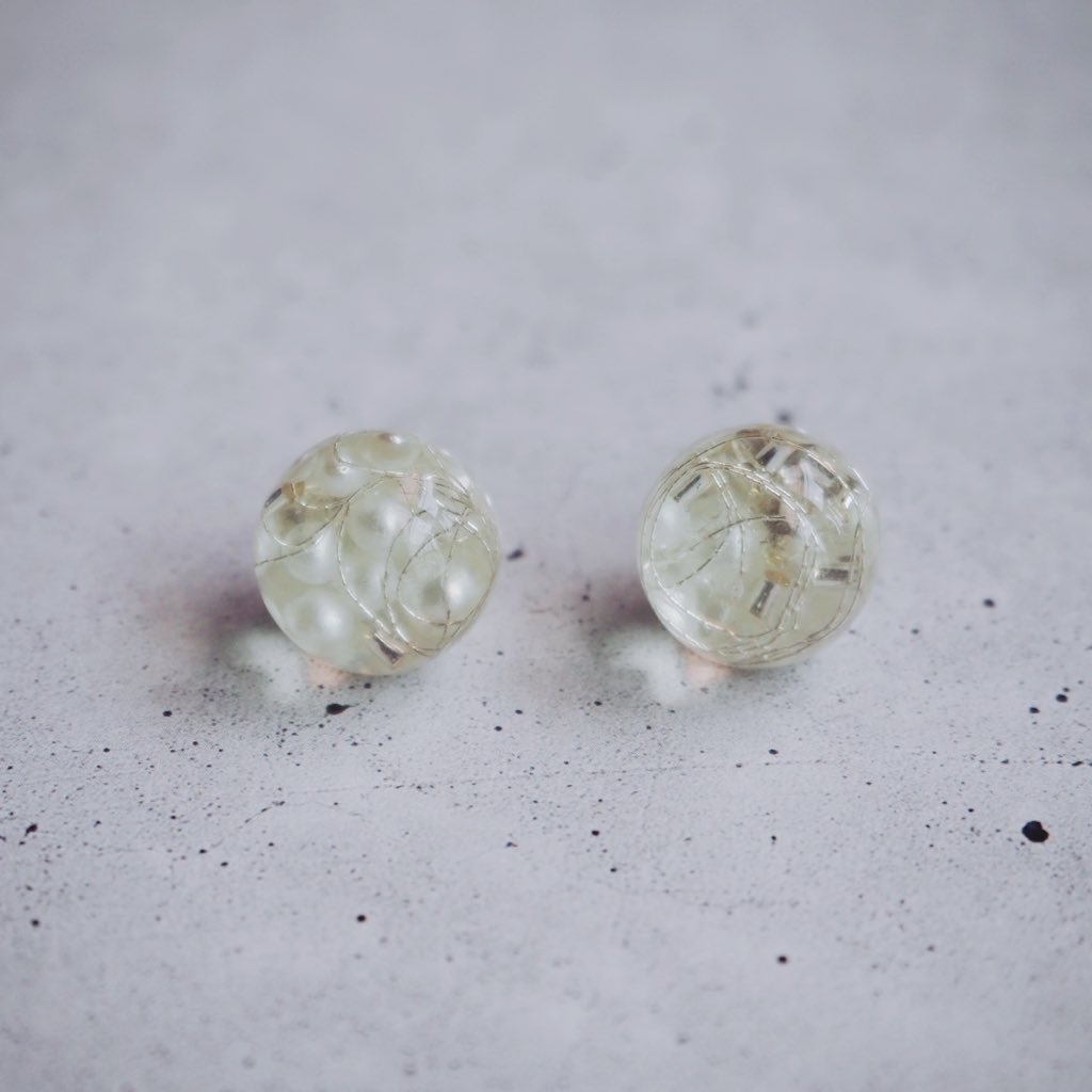 オリディビ ビーズひとつぶピアス/イヤリング