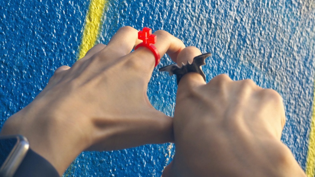 ロナルド イヤーカフ リング