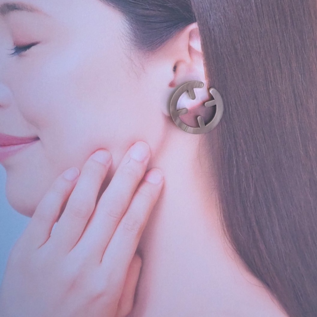 サテツ マナー違反 イヤーカフ