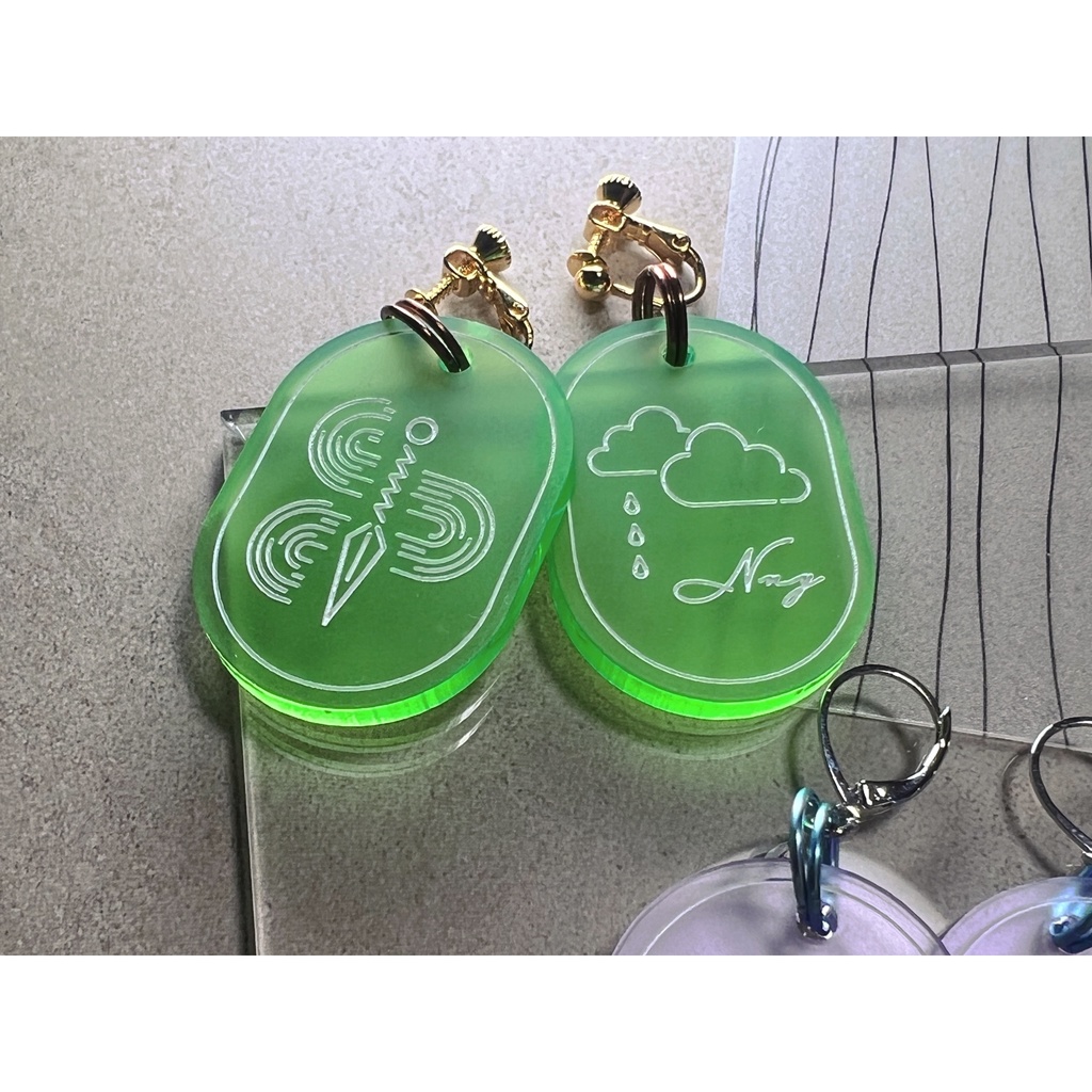 MECHATU-A アクリルピアス/イヤリング【非公式】