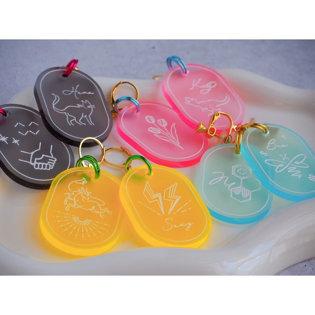 MECHATU-A アクリルピアス/イヤリング【非公式】