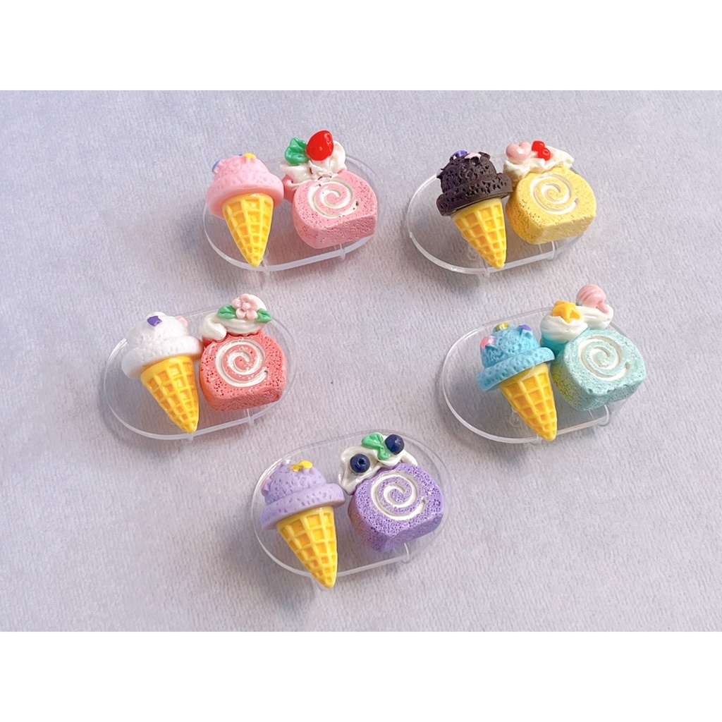 もつとかわいい アイスとケーキセット