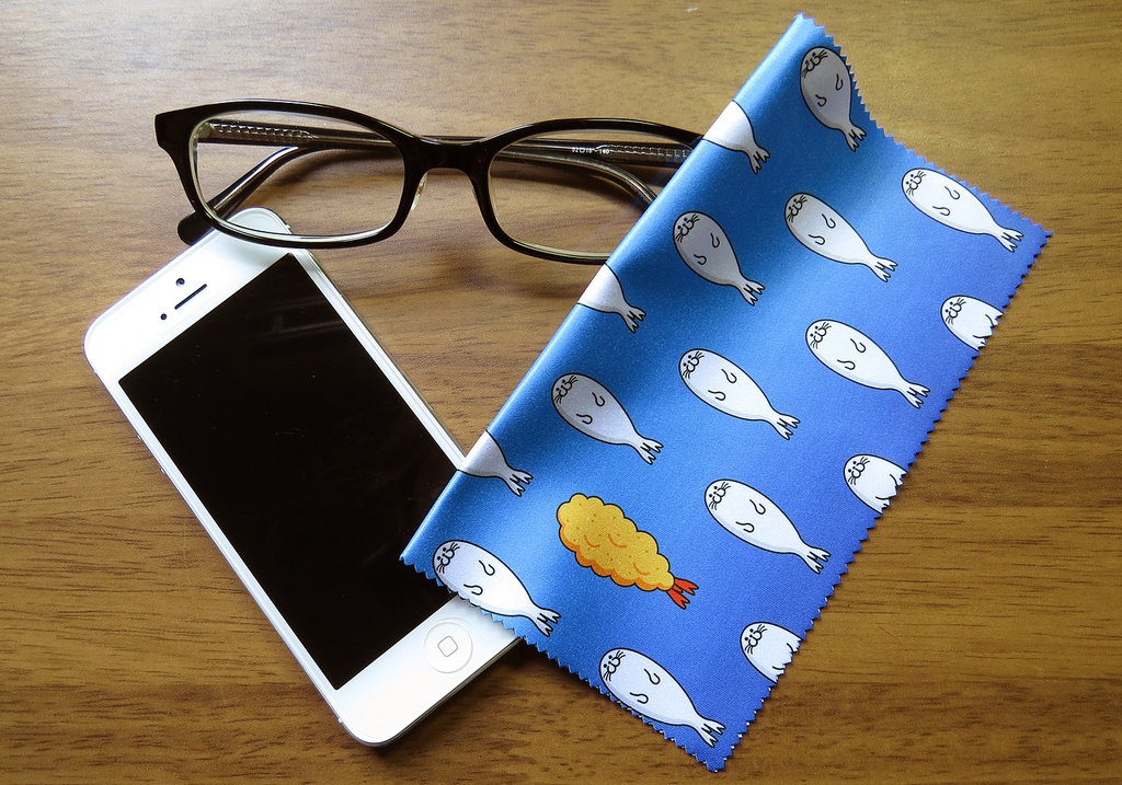 【大人気】メガネ拭き(厚手) 「SPEEDY SEAL」 アザラシ なんかまじってるタイプ