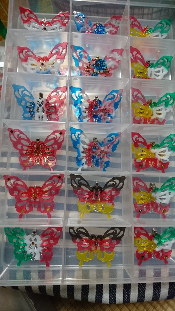 ヘタリアキャラ モチーフブローチ