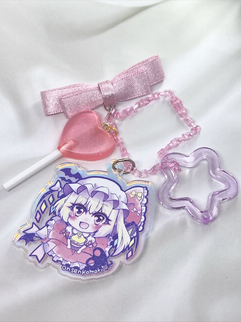 【フランドール】ゆめかわチャーム付きアクリルキーホルダー