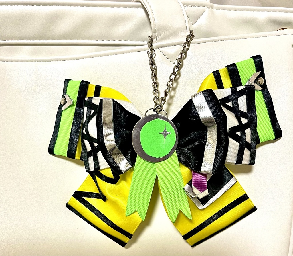 【再販なし】💚Twink🩷TRIP衣装イメージペンラリボン&バッグチャーム&バレッタ💚