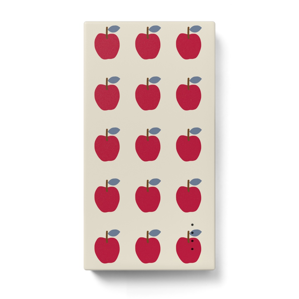 0087　北欧　パターン　リンゴ　クリーム　モバイルバッテリー