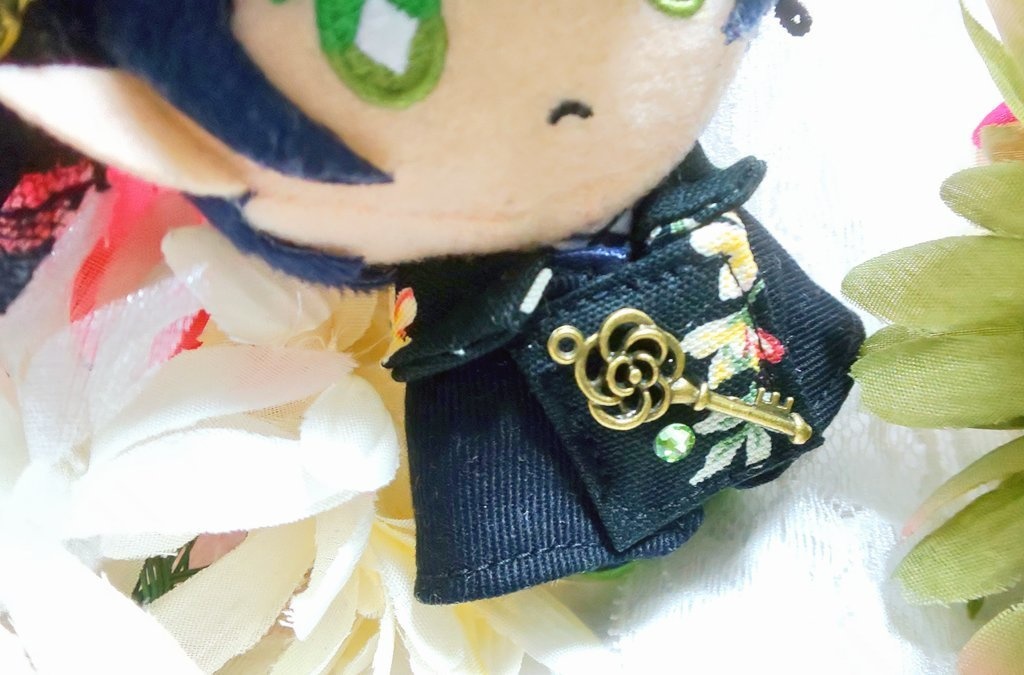 10cmぬいのサイズ◆帽子&ケープセット◆ブラックフラワーガーデン