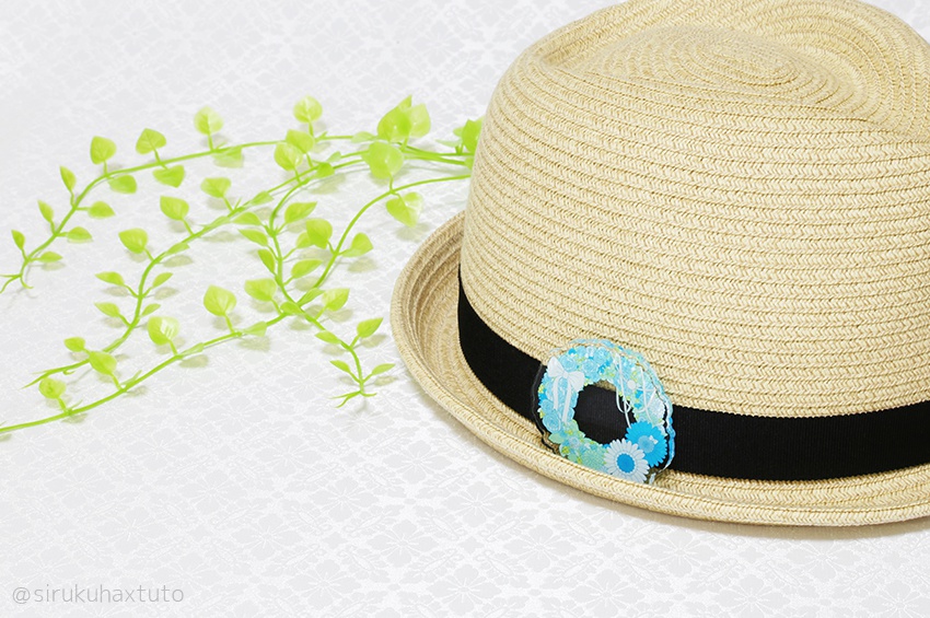 刀剣男士イメージ③ 花のリースアクリルブローチ