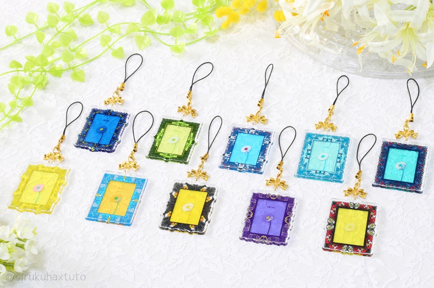 刀剣男士イメージ②　花の額縁アクリルストラップ