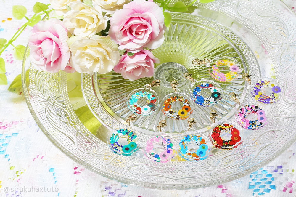 刀剣男士イメージ②　花のリースアクリルチャーム