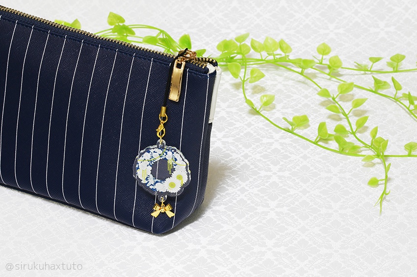 刀剣男士イメージ 軽装③ 花のリースアクリルストラップ