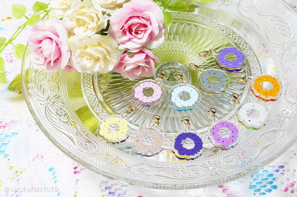 刀剣男士イメージ⑤ 花のリースアクリルチャーム