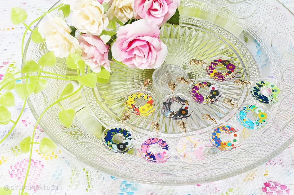 刀剣男士イメージ⑥　花のリースアクリルチャーム