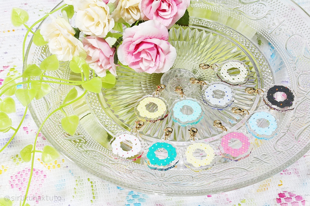 刀剣男士イメージ⑧ 花のリースアクリルチャーム