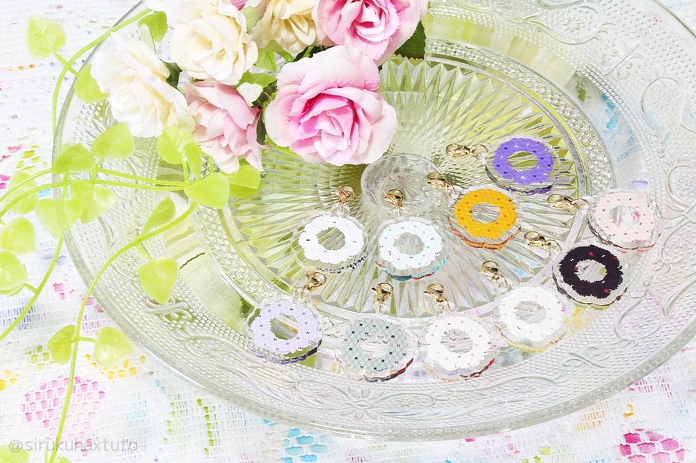 刀剣男士イメージ⑪ 花のリースアクリルチャーム