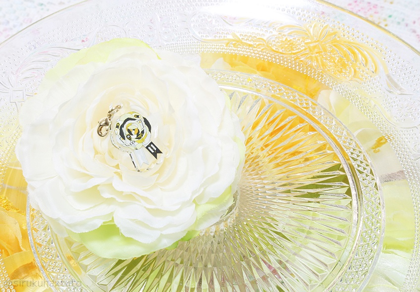 刀剣男士イメージ⑤ 花のアクリルチャーム