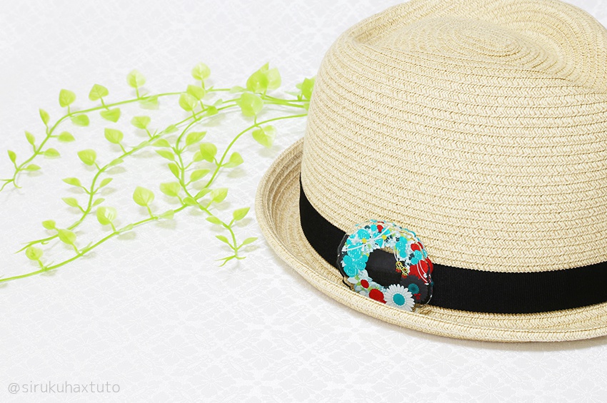 刀剣男士イメージ② 花のリースアクリルブローチ