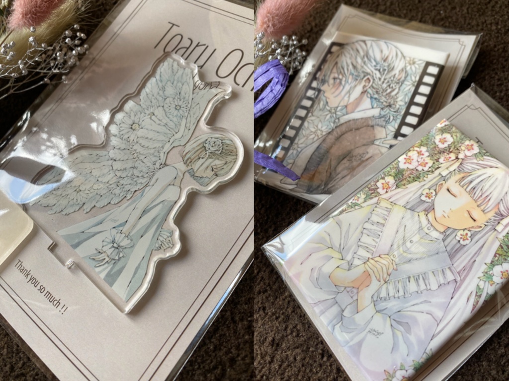 アクリルスタンド、缶バッジセット