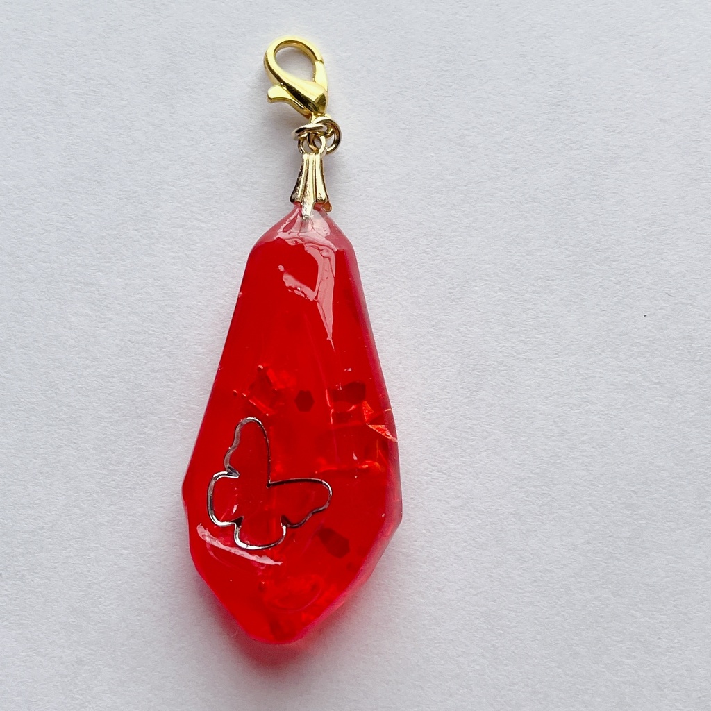 赤の十二星座の魔法石チャーム