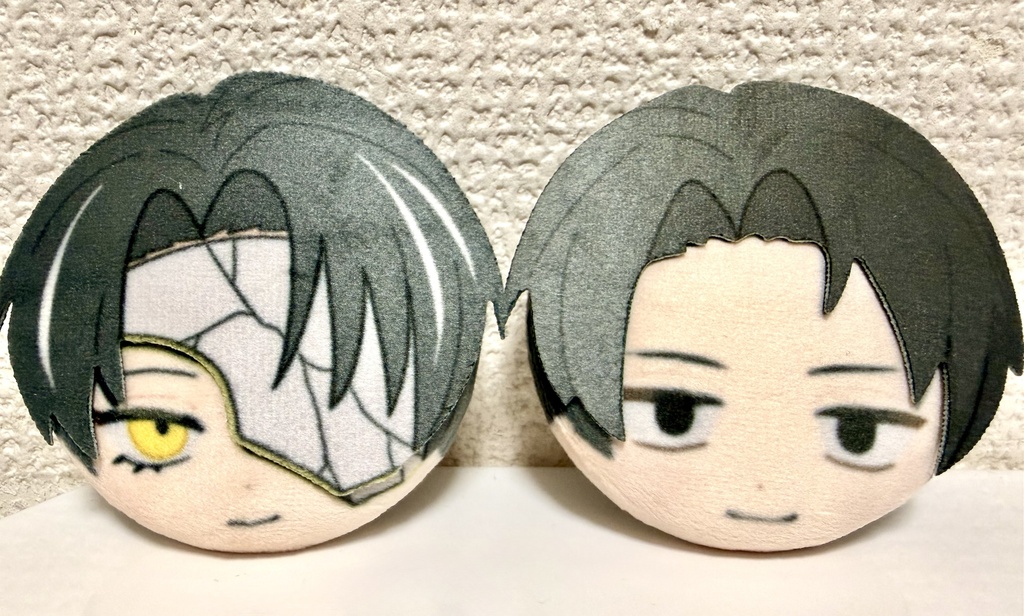 なんか似てる人達のぷにぷに缶バッジセット