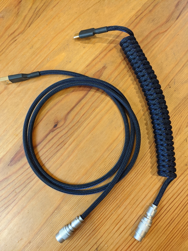 カスタムUSBケーブル ダークパープル