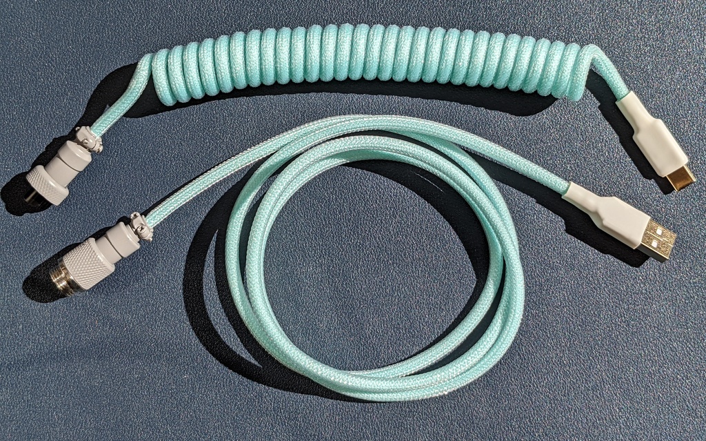 カスタムUSBケーブル ターコイズグレー