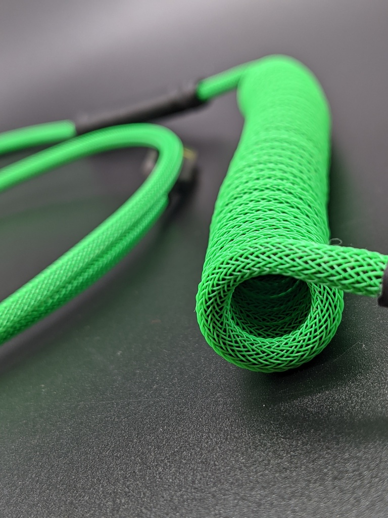 カスタムUSBケーブル RAZERイメージ