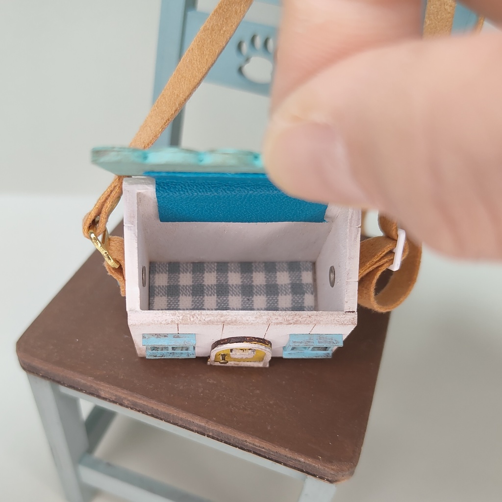 ドール用おうち型ショルダーバック|蓋が開く・大きいサイズ(HSO-L-006)