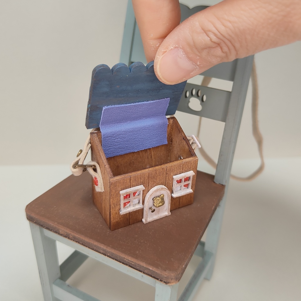 ドール用おうち型ショルダーバック|蓋が開く・大きいサイズ(HSO-L-008)