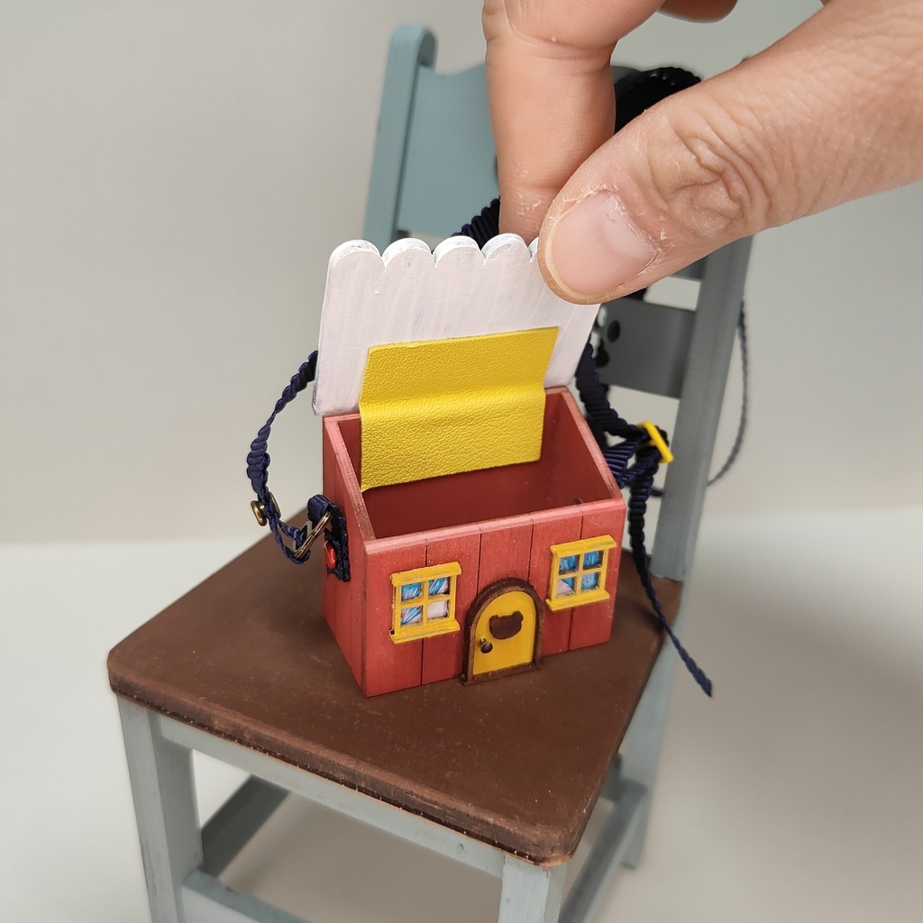 ドール用おうち型ショルダーバック|蓋が開く・大きいサイズ(HSO-L-009)