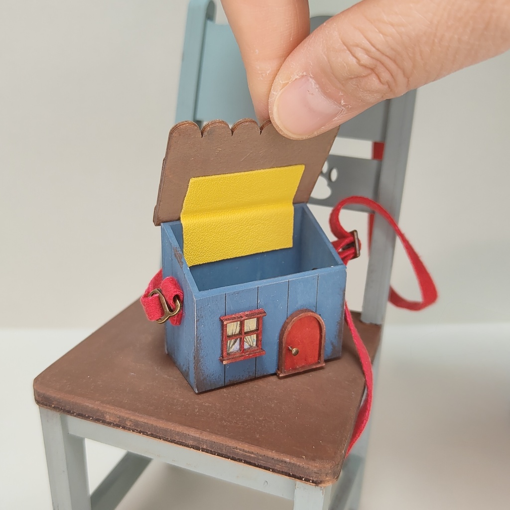 ドール用おうち型ショルダーバック|蓋が開く・大きいサイズ(HSO-L-010)