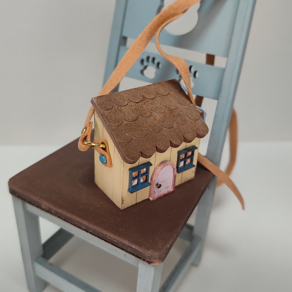 ドール用おうち型ショルダーバック|蓋が開く・大きいサイズ(HSO-L-012)