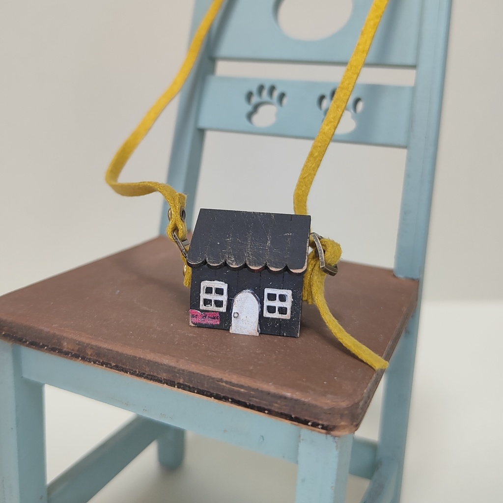 ドール用おうち型ショルダーバック|蓋が開く・小サイズ(HSO-S-001)