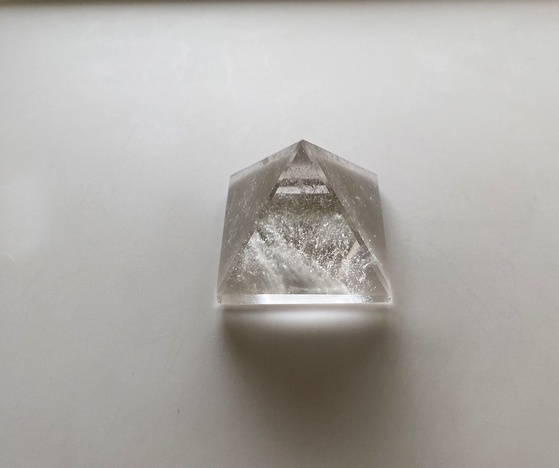 えりす愛用品✨クリスタルピラミッド(3cm)