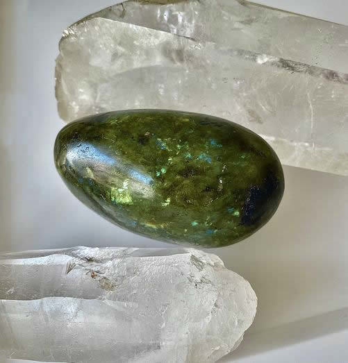 霊性を高めて宇宙と繋がる✨ラブラドライト