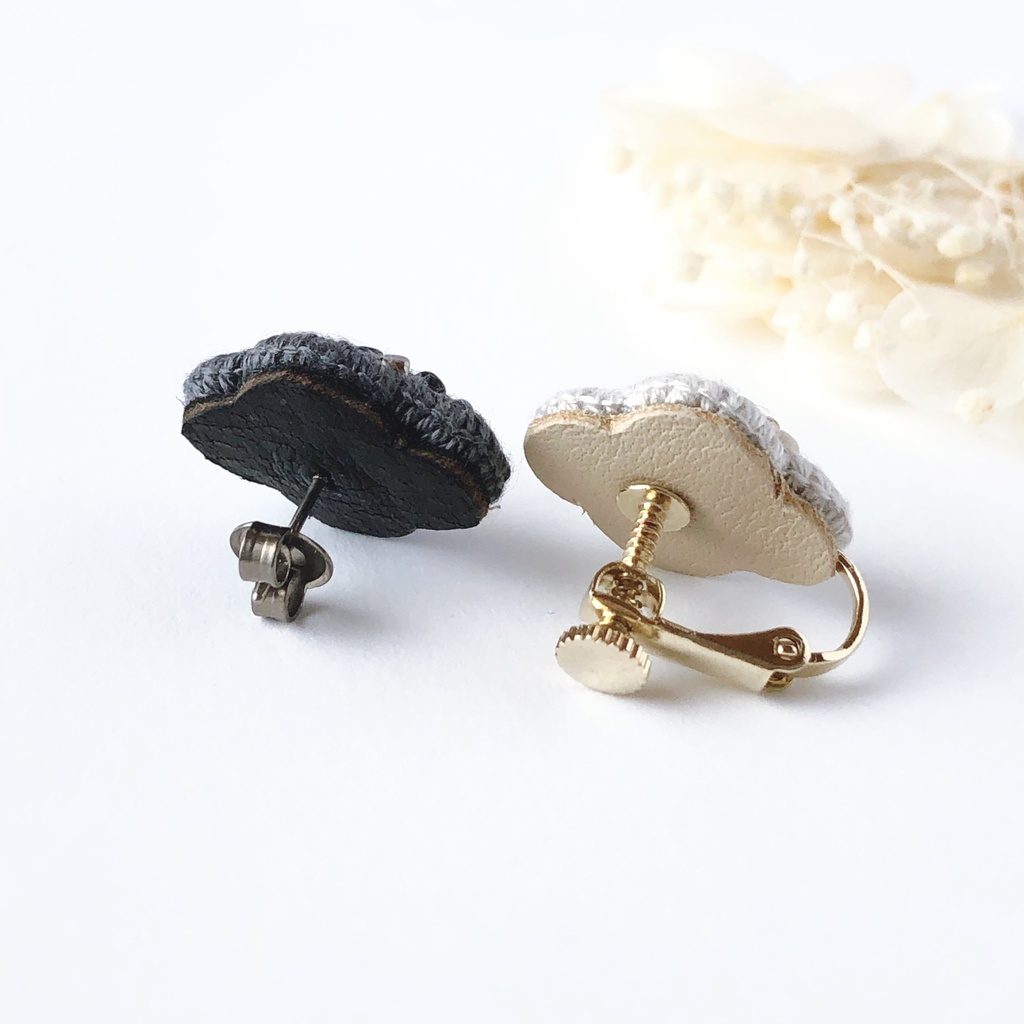 アンティークネモフィラとフラワードロップがゆらゆら揺れるイヤリング/ピアス