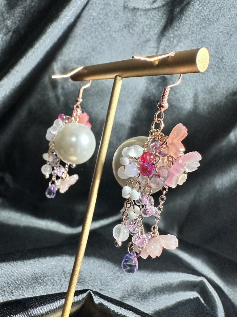 春待つ桜の大粒パールピアス