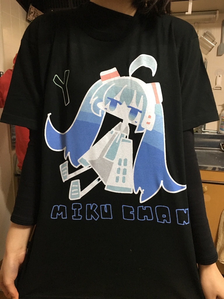 ミクちゃんTシャツ