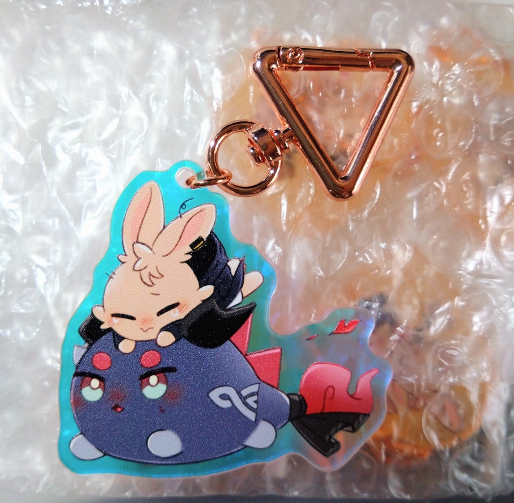 こわくないよ！泡うさアクリルキーホルダー