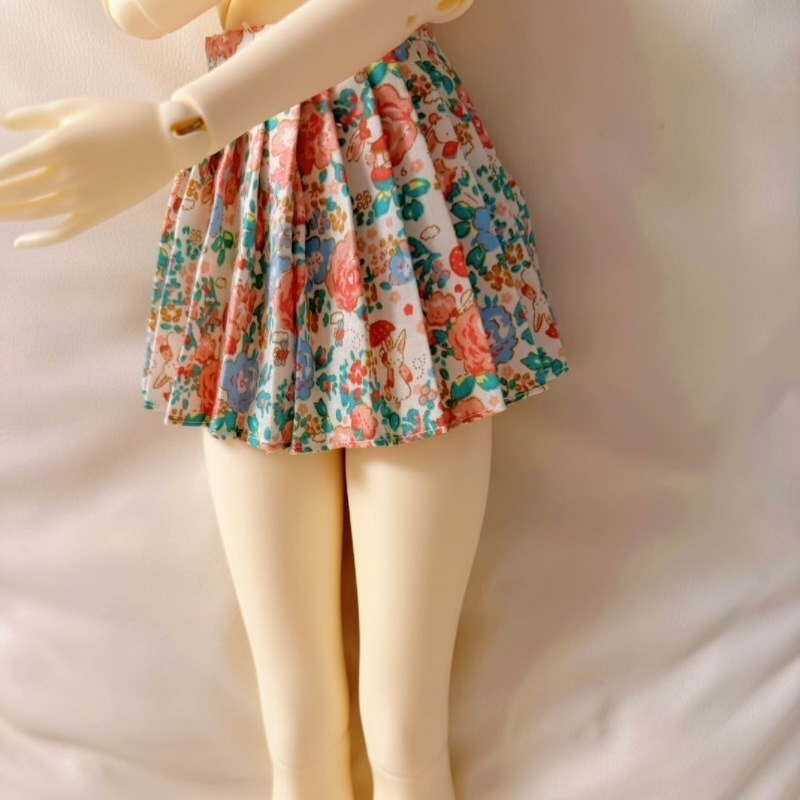 【1/3・30cmサイズ】うさぎ柄 プリーツスカート ドール服