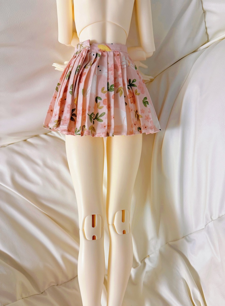 【1/3・30cmサイズ】桜色 花柄プリーツスカート ドール服