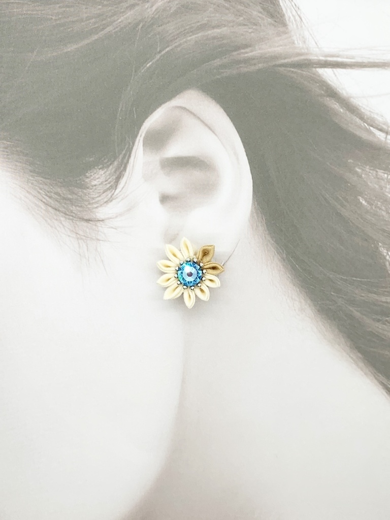 安室透イメージつまみ細工のイヤリング