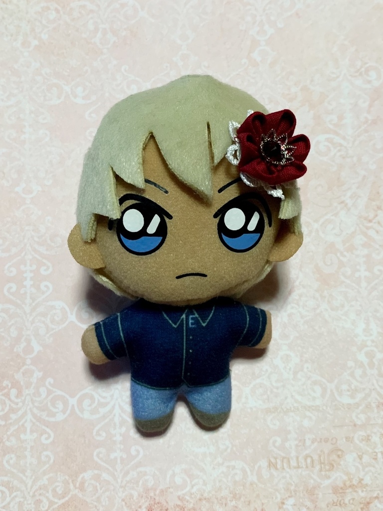 つまみ細工のぬいサイズアクセサリー(赤)