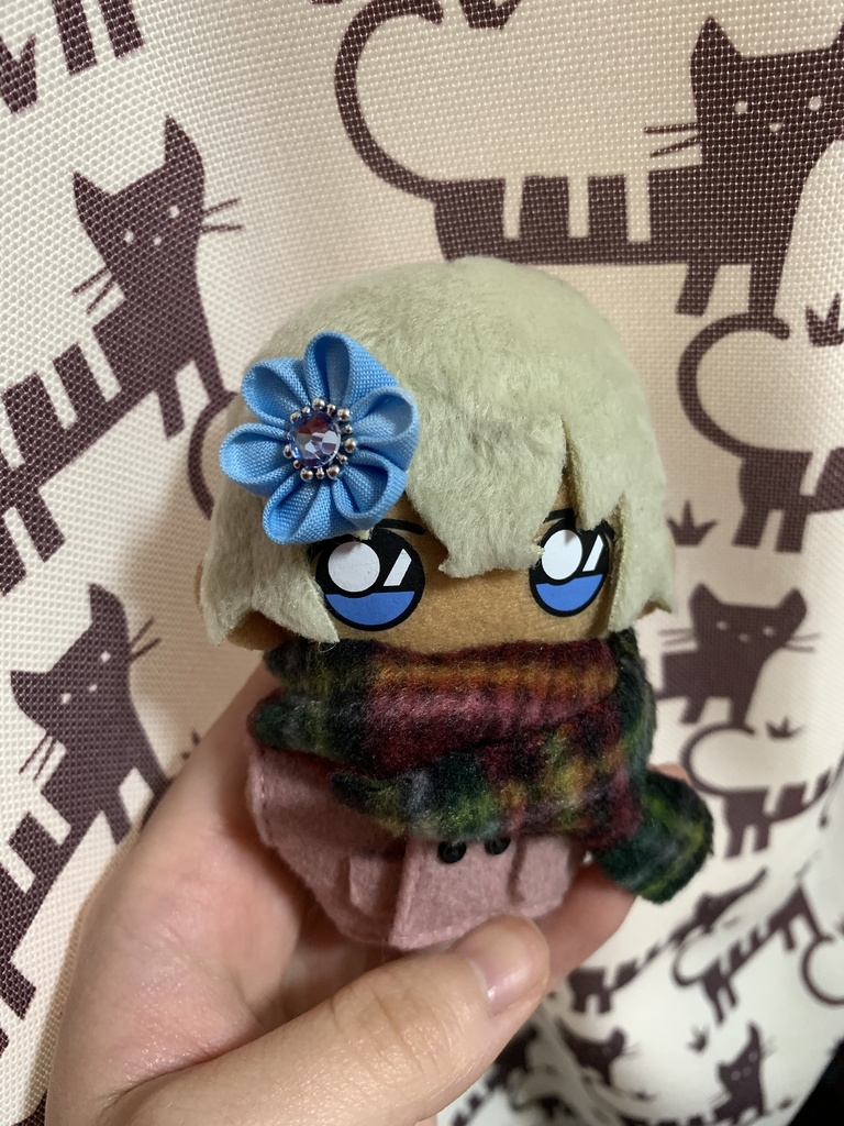 つまみ細工のぬいサイズクリップ(水色)